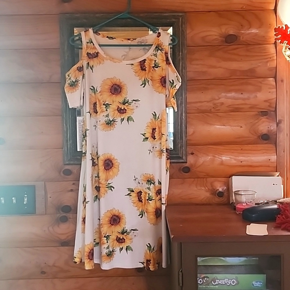 Summer sunflower 👗